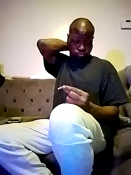 Snapshot of Daddy_hook chatting on 02.04.25 Daddy hook online show from 02.04.25