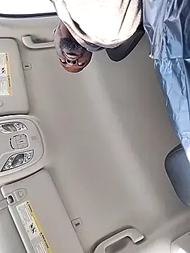 Snapshot of Daddy_hook chatting on 02.15.25 Daddy hook online show from 02.15.25