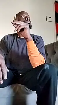 Snapshot of Daddy_hook chatting on 03.05.25 Daddy hook online show from 03.05.25