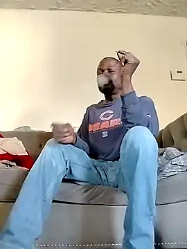 Snapshot of Daddy_hook chatting on 03.16.25 Daddy hook online show from 03.16.25