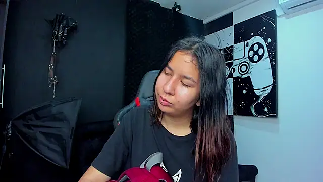 Lia sarahi online show from 02.17.25