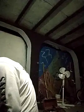 Snapshot of Wero4200 chatting on 10.24.25 Wero4200 online show from 10.24.25