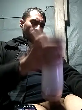 Snapshot of Wero4200 chatting on 11.26.25 Wero4200 online show from 11.26.25