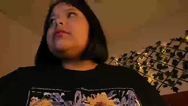 Snapshot of sexychubby___ chatting on 02.23.25 sexychubby    online show from 02.23.25