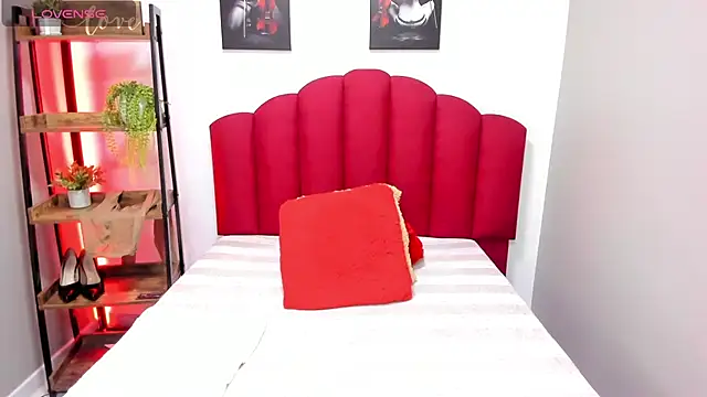 Snapshot of Ashleyyrobert chatting on 01.02.25 Ashleyyrobert online show from 01.02.25