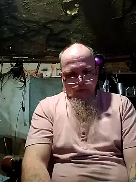 Snapshot of Kevinmc1d chatting on 10.03.25 Kevinmc1d online show from 10.03.25