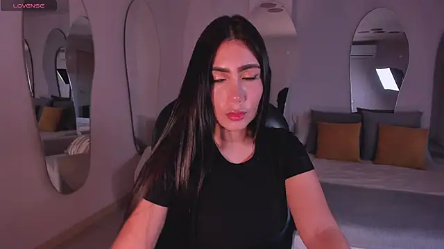 MarieJaneX online show from 12.26.24