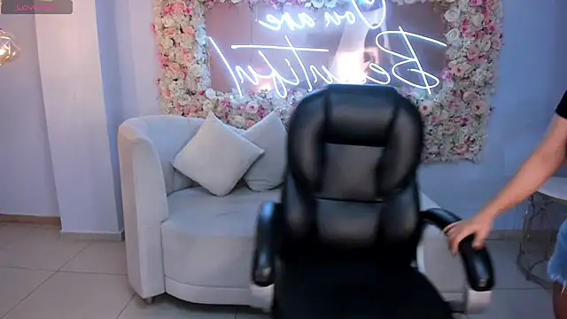 MarieJaneX online show from 02.28.25