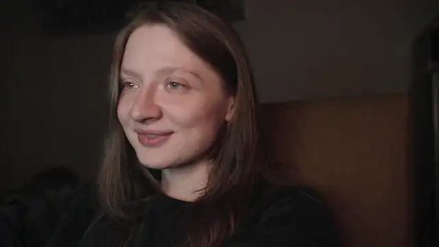 Snapshot of mollytuck chatting on 01.10.25 mollytuck online show from 01.10.25