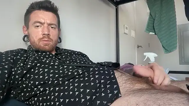 Snapshot of JAY_1000 chatting on 09.30.25 JAY 1000 online show from 09.30.25