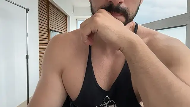 Snapshot of jeffmaverick12 chatting on 09.29.25 jeffmaverick12 online show from 09.29.25