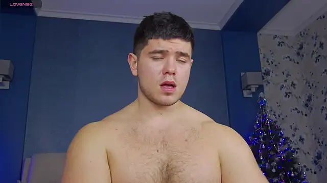 Snapshot of Arilas_ chatting on 12.19.24 Arilas online show from 12.19.24