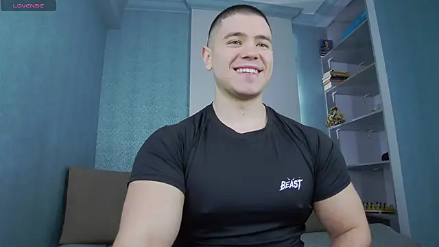 Snapshot of Arilas_ chatting on 02.09.25 Arilas online show from 02.09.25