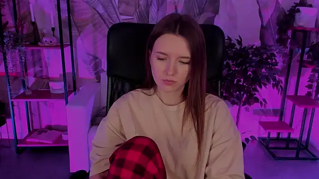 Snapshot of JennyDens chatting on 01.02.25 JennyDens online show from 01.02.25