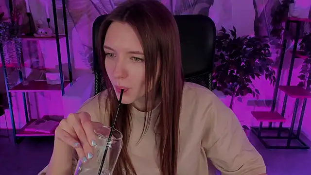 Snapshot of JennyDens chatting on 01.02.25 JennyDens online show from 01.02.25