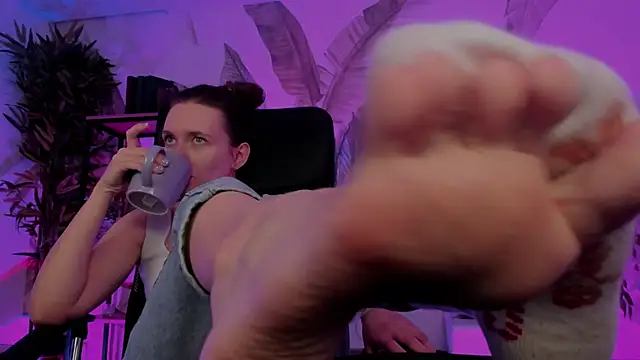 Snapshot of JennyDens chatting on 01.03.25 JennyDens online show from 01.03.25