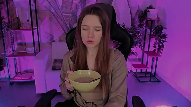 Snapshot of JennyDens chatting on 01.16.25 JennyDens online show from 01.16.25