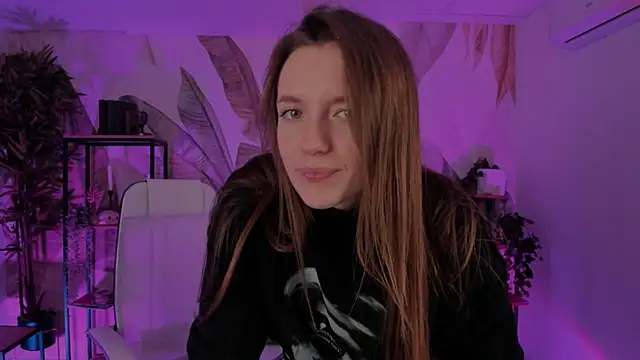 Snapshot of JennyDens chatting on 02.23.25 JennyDens online show from 02.23.25