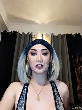 Snapshot of JustForCassie chatting on 09.27.25 JustForCassie online show from 09.27.25