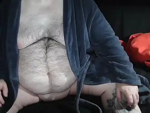 Snapshot of onkelgrau65 chatting on 03.15.25 onkelgrau65 online show from 03.15.25