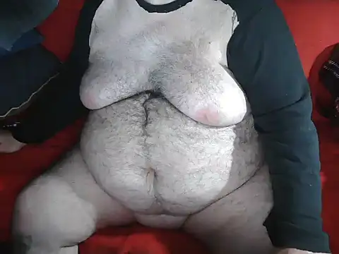 Snapshot of onkelgrau65 chatting on 10.11.25 onkelgrau65 online show from 10.11.25