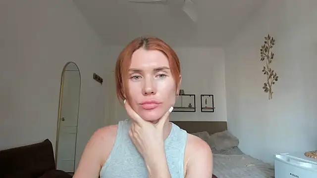 Snapshot of Cameron_diazz chatting on 10.13.25 Cameron diazz online show from 10.13.25