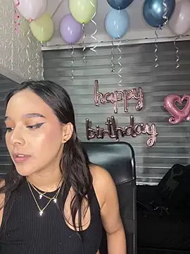 Little Amber6 online show from 01.08.25