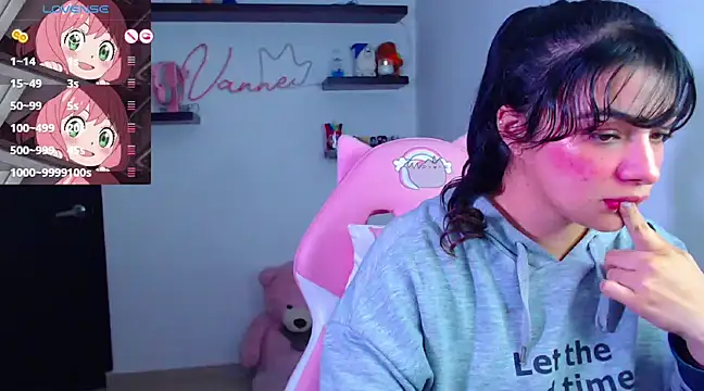 Snapshot of Vannessa__Shy chatting on 03.21.25 Vannessa  Shy online show from 03.21.25