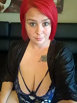 Snapshot of SarahDelSol chatting on 03.03.25 SarahDelSol online show from 03.03.25