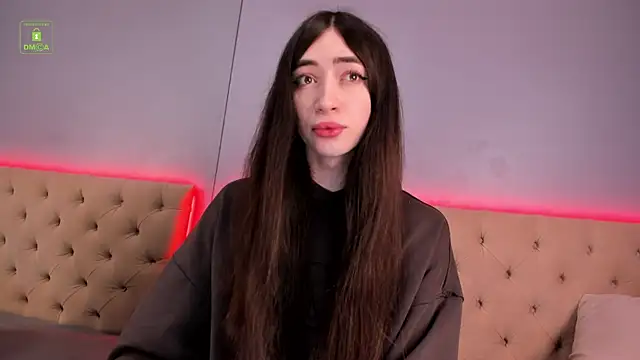 Snapshot of NickieRainer chatting on 02.01.25 NickieRainer online show from 02.01.25