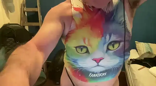 Snapshot of Fabrissi chatting on 01.13.25 Fabrissi online show from 01.13.25