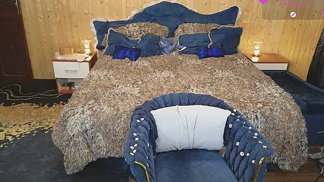 Snapshot of VanessaDoyle chatting on 02.01.25 VanessaDoyle online show from 02.01.25