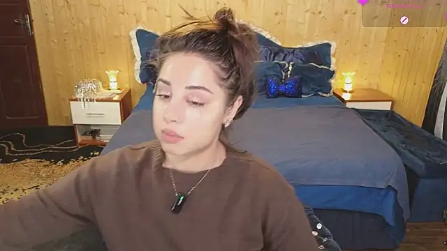 Snapshot of VanessaDoyle chatting on 02.06.25 VanessaDoyle online show from 02.06.25