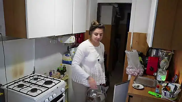 Snapshot of VanessaDoyle chatting on 09.08.25 VanessaDoyle online show from 09.08.25