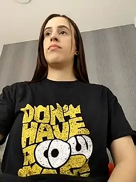 Amira Milker online show from 09.13.25