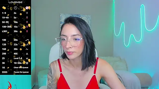 Snapshot of barbie_scoth_ chatting on 09.20.25 barbie scoth online show from 09.20.25