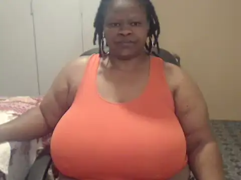 sweetnoziexx online show from 11.22.25