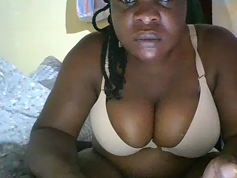 Snapshot of anonymous_wonder45 chatting on 09.29.25 anonymous wonder45 online show from 09.29.25