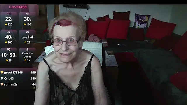 Snapshot of HeisseomaOriginal chatting on 01.03.25 HeisseomaOriginal online show from 01.03.25