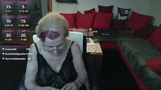 Snapshot of HeisseomaOriginal chatting on 01.05.25 HeisseomaOriginal online show from 01.05.25
