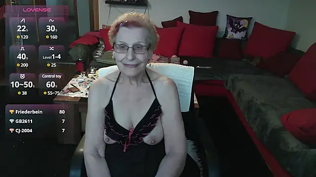 Snapshot of HeisseomaOriginal chatting on 01.16.25 HeisseomaOriginal online show from 01.16.25