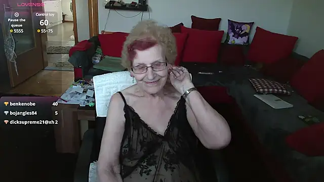 Snapshot of HeisseomaOriginal chatting on 03.10.25 HeisseomaOriginal online show from 03.10.25
