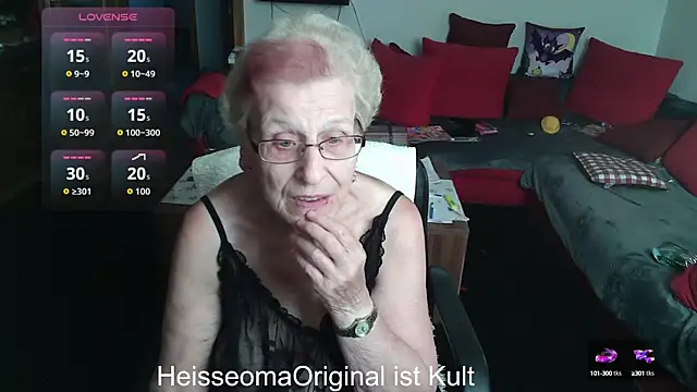 Snapshot of HeisseomaOriginal chatting on 09.12.25 HeisseomaOriginal online show from 09.12.25