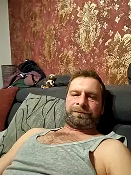 Snapshot of Mjn34 chatting on 01.28.25 Mjn34 online show from 01.28.25