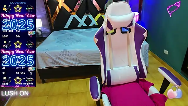 Linda4Petite online show from 01.20.25