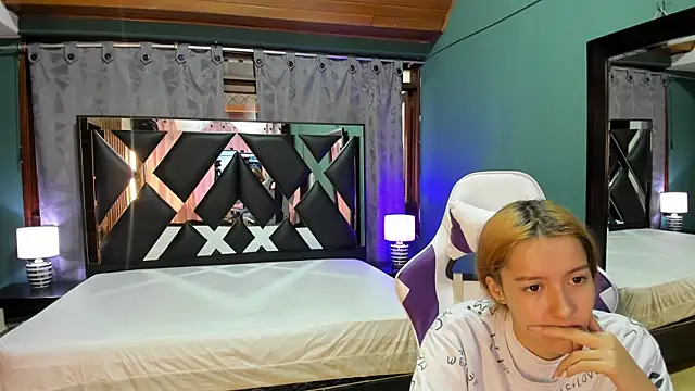 Linda4Petite online show from 02.09.25