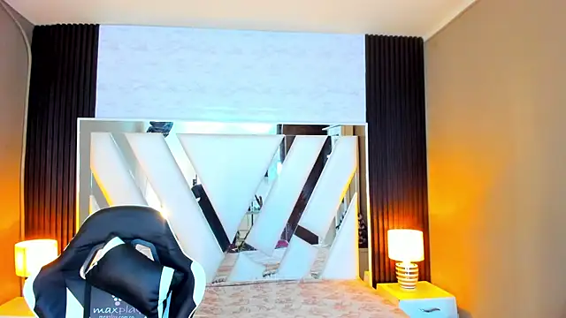 Linda4Petite online show from 10.22.25