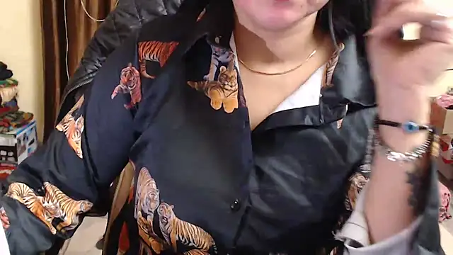 Snapshot of Naughty_Kashish chatting on 01.09.25 Naughty Kashish online show from 01.09.25