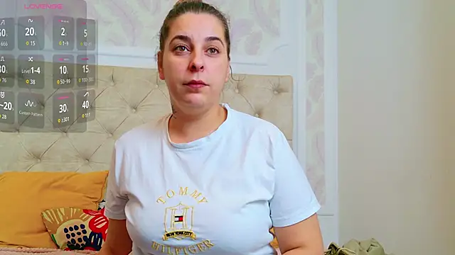 KarinaNoir online show from 10.14.25