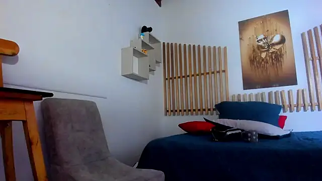 Snapshot of any_rebels chatting on 01.28.25 any rebels online show from 01.28.25